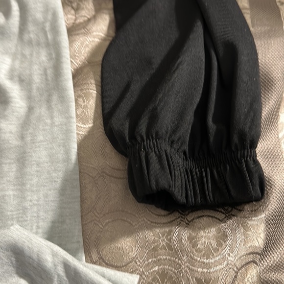 Two-tone, two piece set gray & black size XL - Picture 4 of 10